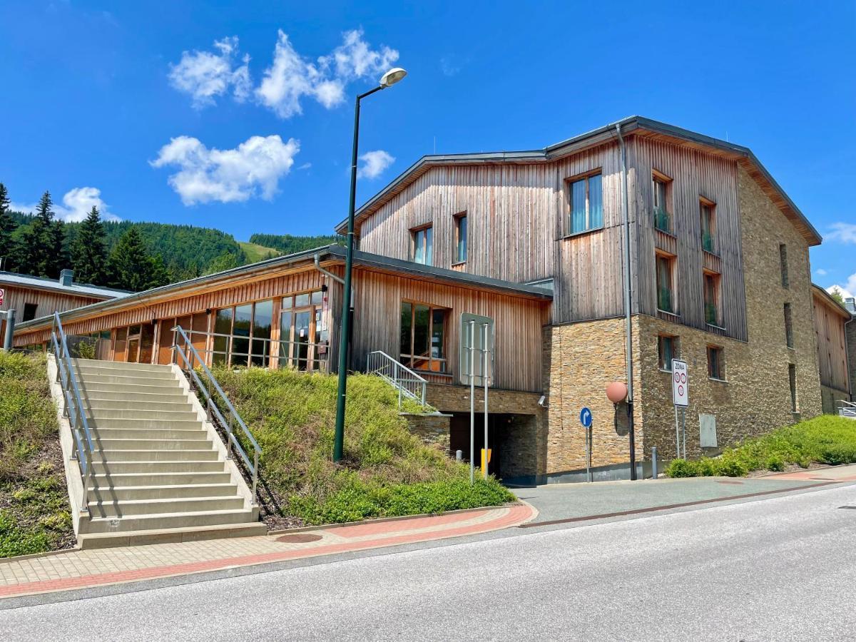 Suites And Apartments Medvedin Špindlerŭv Mlýn Exteriör bild