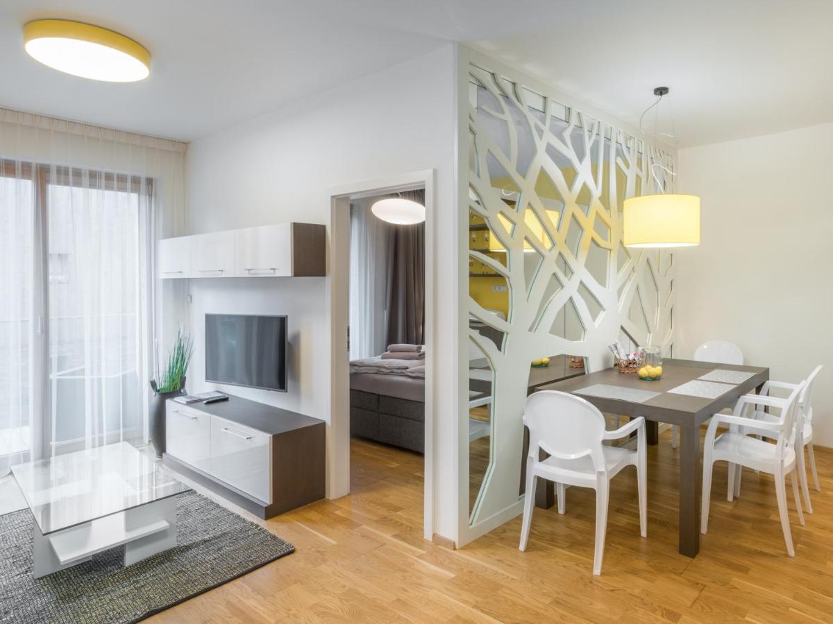 Suites And Apartments Medvedin Špindlerŭv Mlýn Exteriör bild